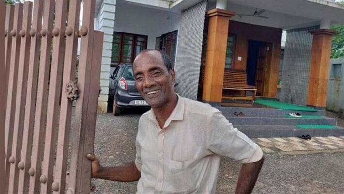 Kerala Man Mohammad Bawa Selling house due to debt but few hours ago won Lottery of one Crore kpg Kerala Man Mohammad Bawa Selling house due to debt but few hours ago won Lottery of one Crore kpg