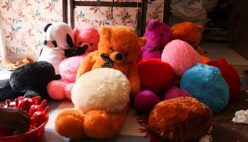 cigarette stubs are using to make soft toys and pillows 