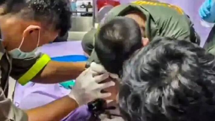 man wears metal ring to increase penis size and later firemen came to cut it man wears metal ring to increase penis size and later firemen came to cut it
