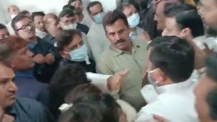 lucknow akhilesh yadav mulayam singh yadav health update samajwadi party gurugram medanta hospital lucknow akhilesh yadav mulayam singh yadav health update samajwadi party gurugram medanta hospital