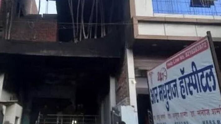 Agra After death of doctor secret of degree was revealed compounder was running hospital health department remained unknown Agra After death of doctor secret of degree was revealed compounder was running hospital health department remained unknown