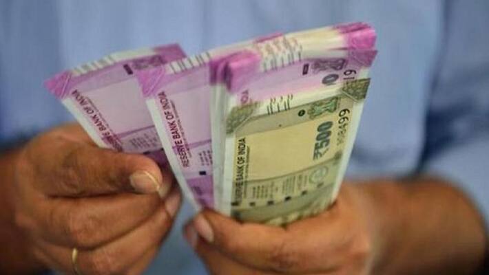 7th Pay Commission Govt Employees Likely To Get Next DA Hike In March 2023 Here is How Much Salary Will Increase 7th Pay Commission Govt Employees Likely To Get Next DA Hike In March 2023 Here is How Much Salary Will Increase