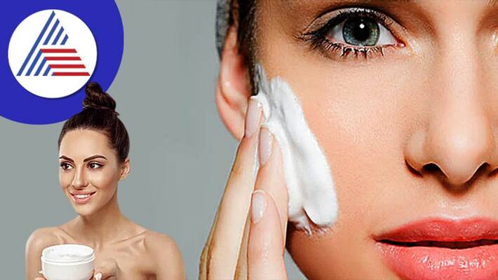 Right Way to apply Moisturiser on Skin Right Way to apply Moisturiser on Skin