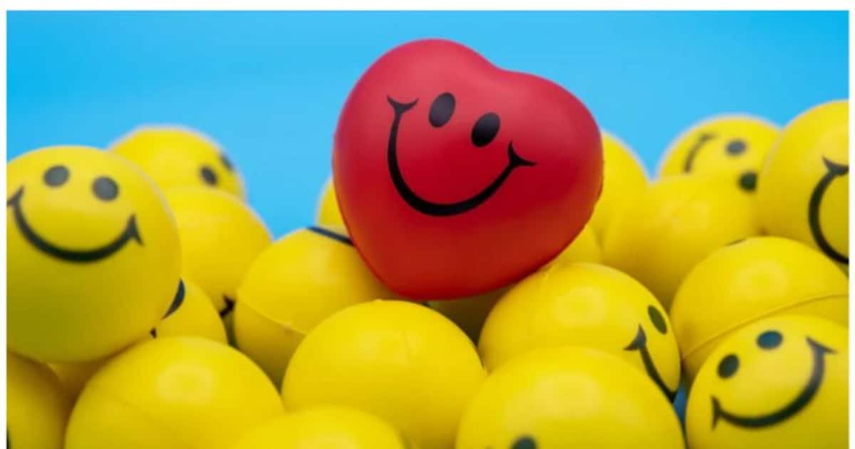 World Smile Day 2023 : கவலையை மறந்து வாய்விட்டு சிரிங்க..புன்னகை நாளின் சிறப்பு இதோ..!!