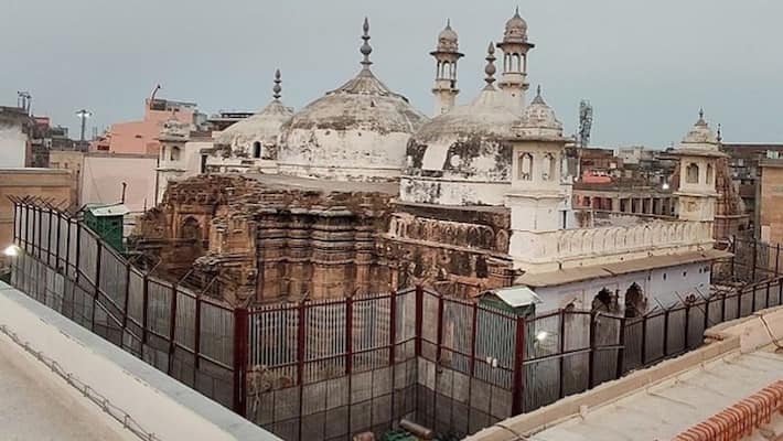 Gyanvapi mosque case: Varanasi Court likely to pronounce key verdict on carbon dating 'Shivling' today AJR Gyanvapi mosque case: Varanasi Court likely to pronounce key verdict on carbon dating 'Shivling' today AJR