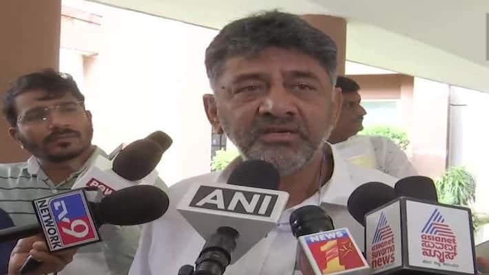 cbi raid on dk shivakumars education institute global college in bengaluru gvd cbi raid on dk shivakumars education institute global college in bengaluru gvd