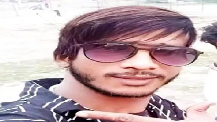 Kanpur After watching Dussehra fair dead body was thrown at crossing after killing young man girlfriends made bloody game with friends Kanpur After watching Dussehra fair dead body was thrown at crossing after killing young man girlfriends made bloody game with friends