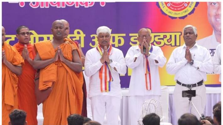 video of aap minister reciting oath at a religious conversion ceremony makes controversy video of aap minister reciting oath at a religious conversion ceremony makes controversy