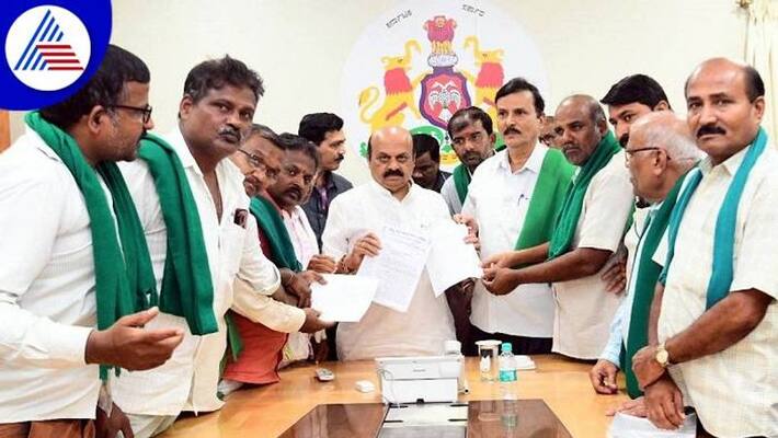 Meeting to Fix Sugarcane Price in a Week CM Basavaraj Bomami Promises Farmers grg Meeting to Fix Sugarcane Price in a Week CM Basavaraj Bomami Promises Farmers grg