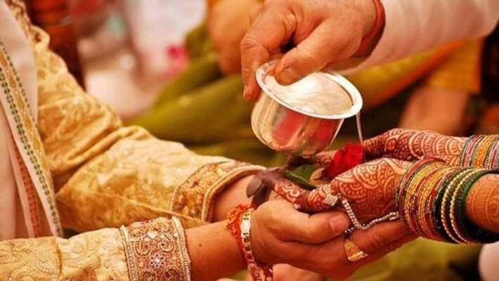 32 lakh weddings in India during November-december 32 lakh weddings in India during November-december
