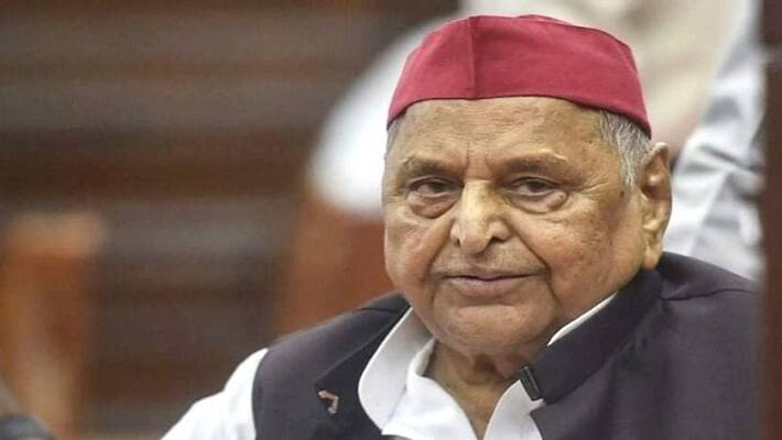 So far this has been political journey of Mulayam Singh Yadav know what was found and what lost in 55 years So far this has been political journey of Mulayam Singh Yadav know what was found and what lost in 55 years