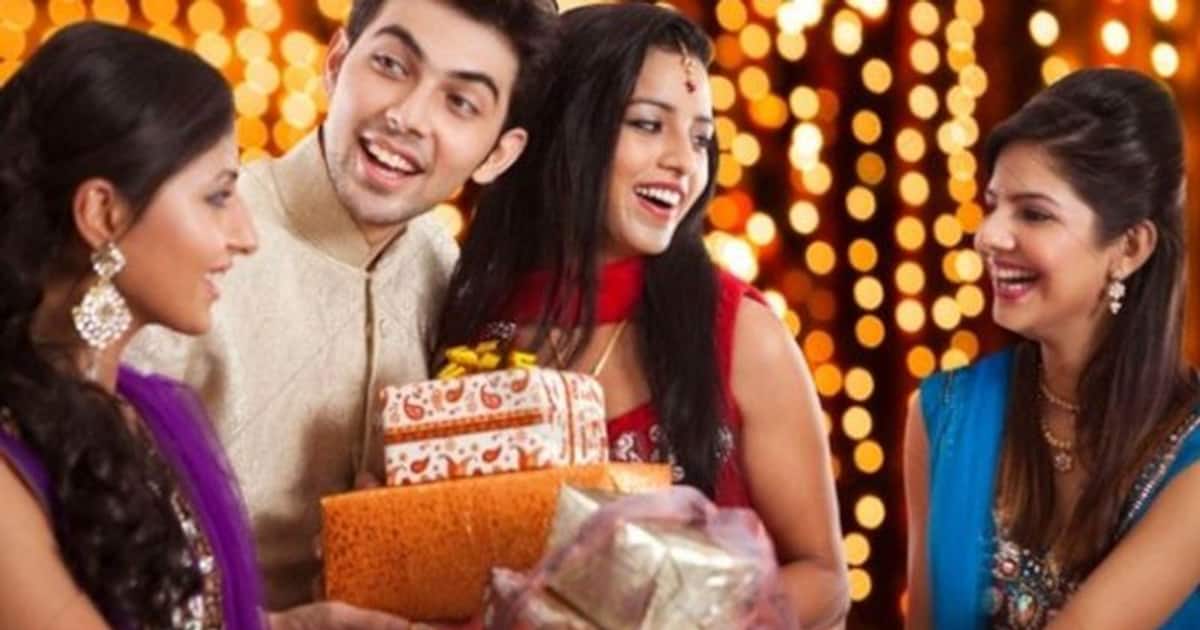 Diwali Gift Ideas 2023: இந்த அற்புதமான பரிசுகளால் உங்கள் அன்புக்குரியவர்களை ஆச்சரியப்படுத்துங்கள்..!!