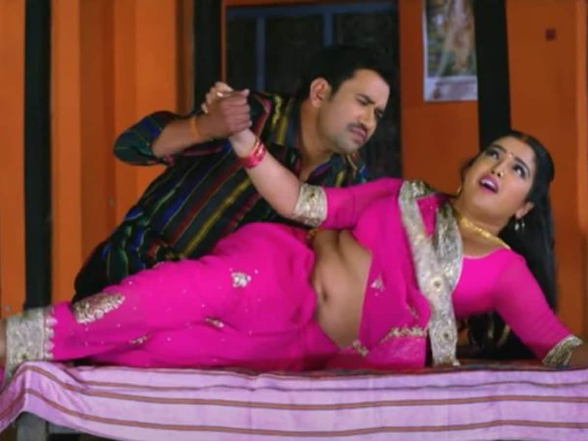 Amrapali Xxnx - Bhojpuri SEXY video: Amrapali Dubey and Nirahua's HOT dance moves in  'Dhadak Jala Chhatiya' goes viral- WATCH