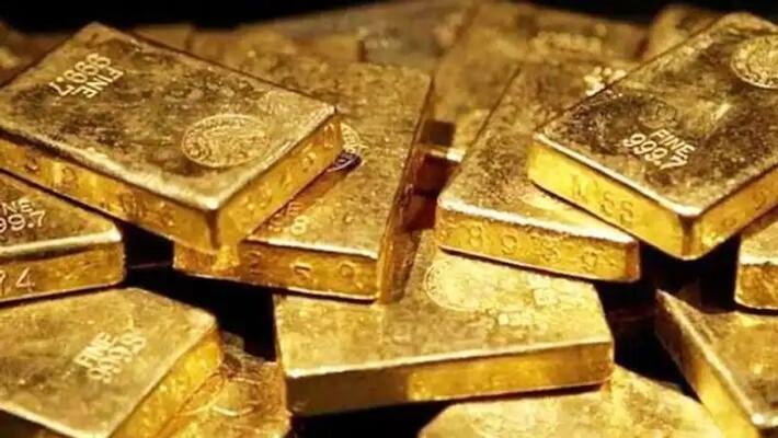 DRI seizes 1.86 kg smuggled gold from Bangladesh, worth 1.07 crore in Visakhapatnam DRI seizes 1.86 kg smuggled gold from Bangladesh, worth 1.07 crore in Visakhapatnam