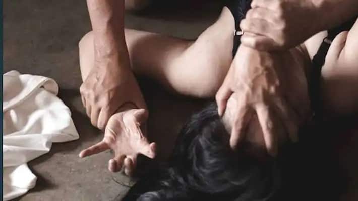 Teenager raped by uncle, father reached bombay high court to terminate pregnancy, DVG Teenager raped by uncle, father reached bombay high court to terminate pregnancy, DVG