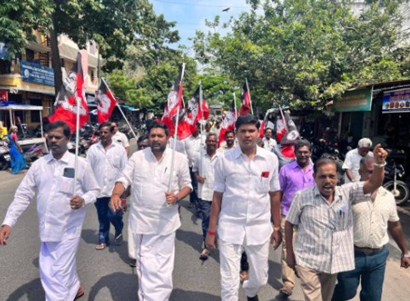 AIADMK protests in Puducherry against the arrest of Edappadi K. Palaniswami in Tamil Nadu