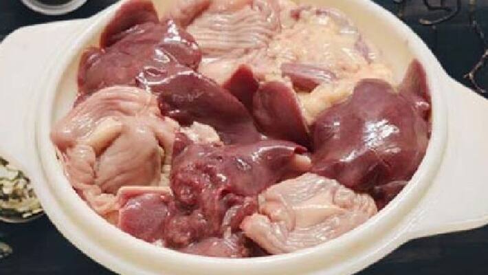health officers seize again rotten chicken in nellore health officers seize again rotten chicken in nellore