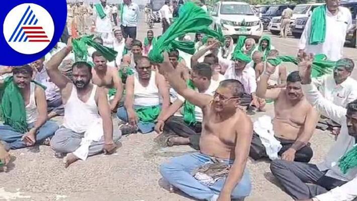 farmers protest against state government in coimbatore farmers protest against state government in coimbatore