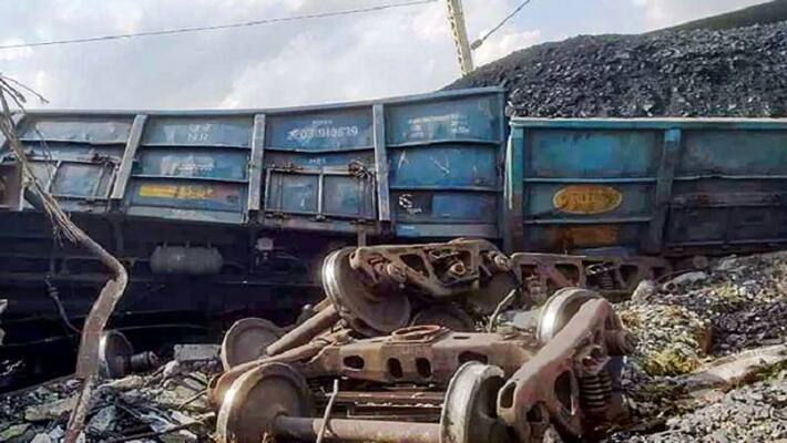 goods train derail in Bihar Gurpa goods train derail in Bihar Gurpa