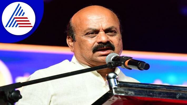 14 People from Congress are Ready to Contest against CM Basavaraj Bommai gvd 14 People from Congress are Ready to Contest against CM Basavaraj Bommai gvd