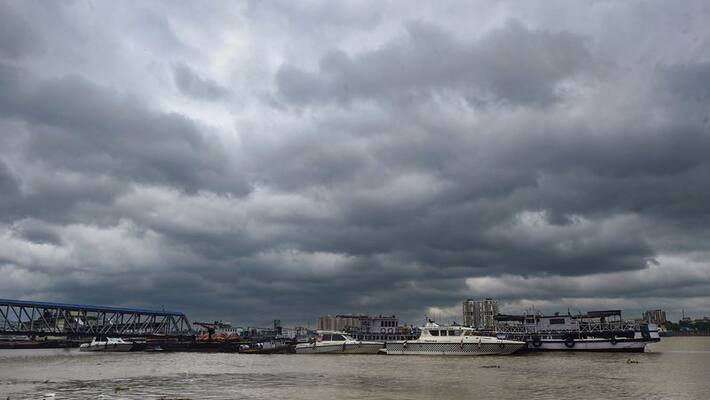Cyclone Sitrang: At least 13 dead in Bangladesh; heavy rains damage houses, wreak havoc in Assam AJR Cyclone Sitrang: At least 13 dead in Bangladesh; heavy rains damage houses, wreak havoc in Assam AJR