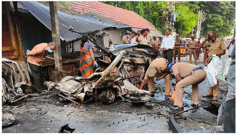 Following the car blast accident in Mangalore the police conducted intensive vehicle searches in Chennai