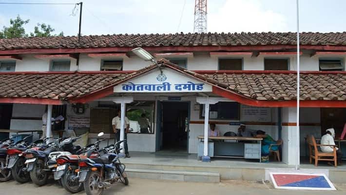 Husband wife and son shot dead in Damoh two seriously injured uja Husband wife and son shot dead in Damoh two seriously injured uja