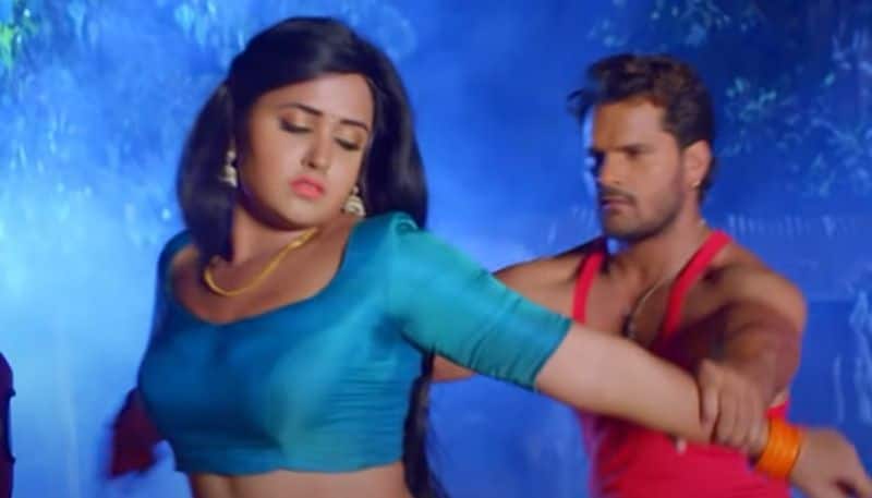 800px x 457px - Bhojpuri SEXY video: Kajal Raghwani, Khesari Lal Yadav's HOT dance moves,  flaunts cleavage in SULTRY blouse
