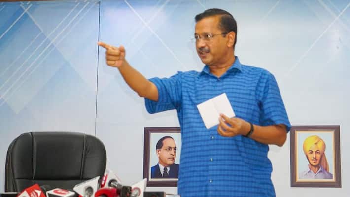 Gujarat Election 2022: Delhi CM Arvind Kejriwal asks people not to waste votes on Congress AJR Gujarat Election 2022: Delhi CM Arvind Kejriwal asks people not to waste votes on Congress AJR