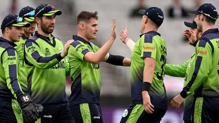 T20 World Cup Ireland beat England by 5 runs with the help of Duckworth Lewis rule san T20 World Cup Ireland beat England by 5 runs with the help of Duckworth Lewis rule san