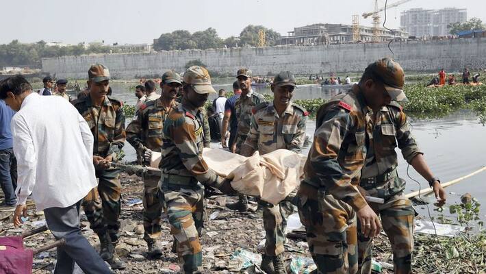 Gujarat bridge collapse, Morbi tragedy, read latest update, Police registered FIR, statement of Congress President Khadge kpa Gujarat bridge collapse, Morbi tragedy, read latest update, Police registered FIR, statement of Congress President Khadge kpa