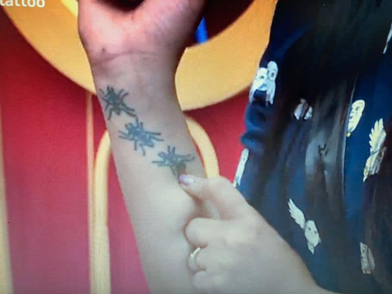 Colors Kannada Bigg boss 9 Amulya gowda shows her ant tattoo vcs 