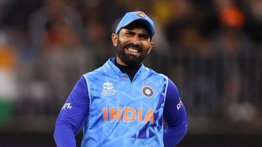 Dinesh Karthik said that Rahul Tripathi is the best choice to replace virat kohli place Dinesh Karthik said that Rahul Tripathi is the best choice to replace virat kohli place