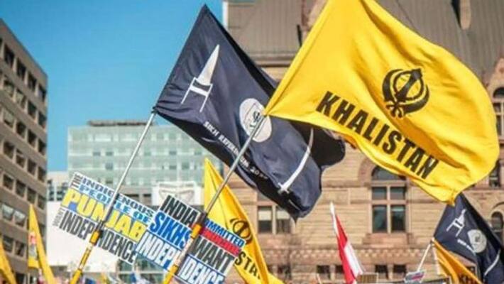 Khalistani attack on Indians holding national flag in melbourne akb Khalistani attack on Indians holding national flag in melbourne akb