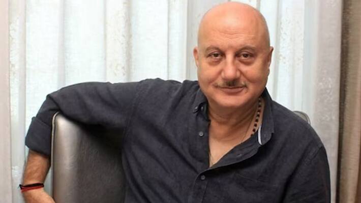 Anupam Kher Movies Collection 480 Crore At Box Office Amid Failure Of Akshay Kumar, Aamir khan And Ajay Devgn GGA Anupam Kher Movies Collection 480 Crore At Box Office Amid Failure Of Akshay Kumar, Aamir khan And Ajay Devgn GGA