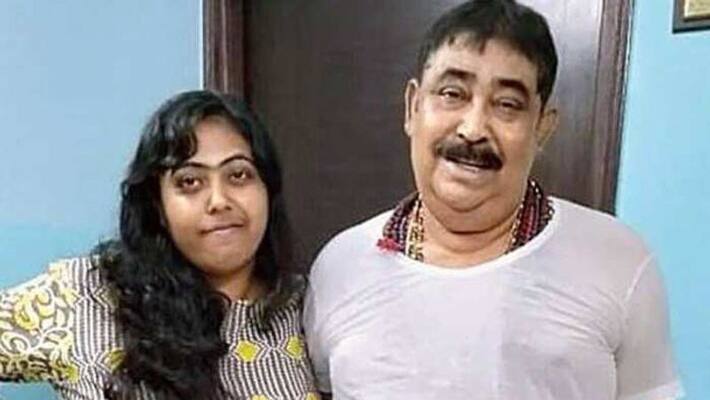Cattle Smuggling Scam: TMC Leader Anubrata Mondal Daughter Sukanya Mondal Reaches ED Headquarters Cattle Smuggling Scam: TMC Leader Anubrata Mondal Daughter Sukanya Mondal Reaches ED Headquarters