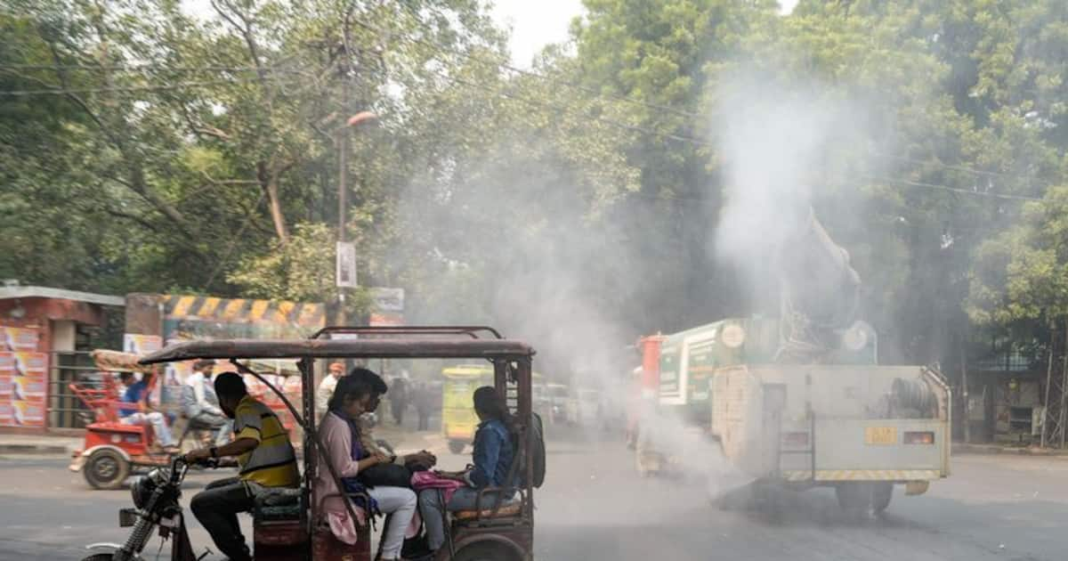 Delhi BJP Demands Closing Of Schools For Physical Classes Due To Severe ...