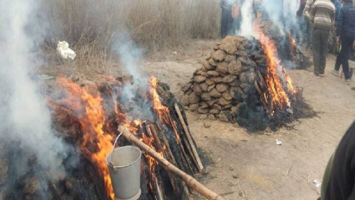 emotional story five pyres burnt together of the same family in morena accident kpr emotional story five pyres burnt together of the same family in morena accident kpr