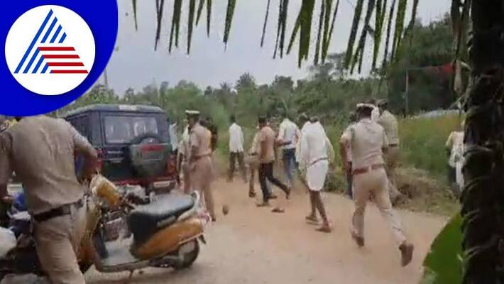 Fight between Congress and JDS workers regarding the opening of the milk dairy building at ramanagara gvd Fight between Congress and JDS workers regarding the opening of the milk dairy building at ramanagara gvd