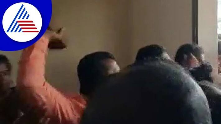 Congress JDS clash ex MLA Balakrishna car damaged maddur ramanagara rav Congress JDS clash ex MLA Balakrishna car damaged maddur ramanagara rav