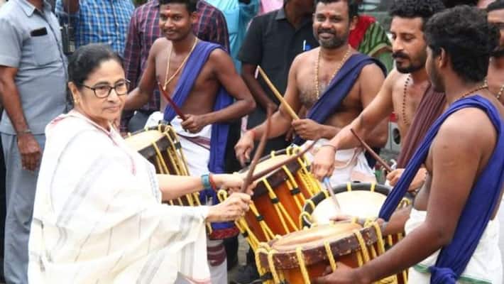 Mamata Banerjee takes on Modi government for not clearing state's dues, DVG Mamata Banerjee takes on Modi government for not clearing state's dues, DVG