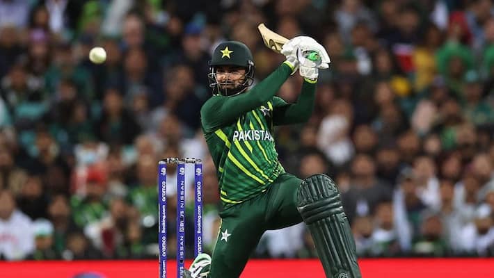shabad khan 20 balls fifty help pakistan to set 186 runs target to south africa in t20 world cup shabad khan 20 balls fifty help pakistan to set 186 runs target to south africa in t20 world cup