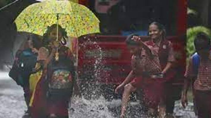 Northeast Monsoon 2022 Very Heavy Rian in 11 Tamil Nadu districts today weather report Northeast Monsoon 2022 Very Heavy Rian in 11 Tamil Nadu districts today weather report