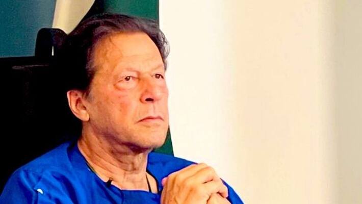 Pakistan former Prime Minister Imran Khan in Sex Call Controversy, Khan's party says this audio is fake Akb Pakistan former Prime Minister Imran Khan in Sex Call Controversy, Khan's party says this audio is fake Akb