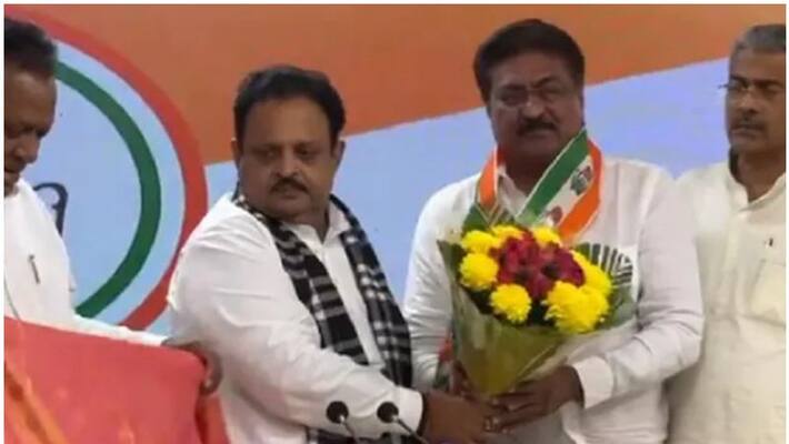 gujarat election 2022 aap leader indranil rajguru back to congress gujarat election 2022 aap leader indranil rajguru back to congress