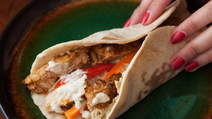 How to prepare Chicken Shawarma Roll in Tamil How to prepare Chicken Shawarma Roll in Tamil