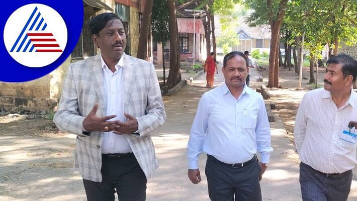 DC march towards villages programme dc Vijayamahantesh danammanavar visit chadchan taluk gow DC march towards villages programme dc Vijayamahantesh danammanavar visit chadchan taluk gow