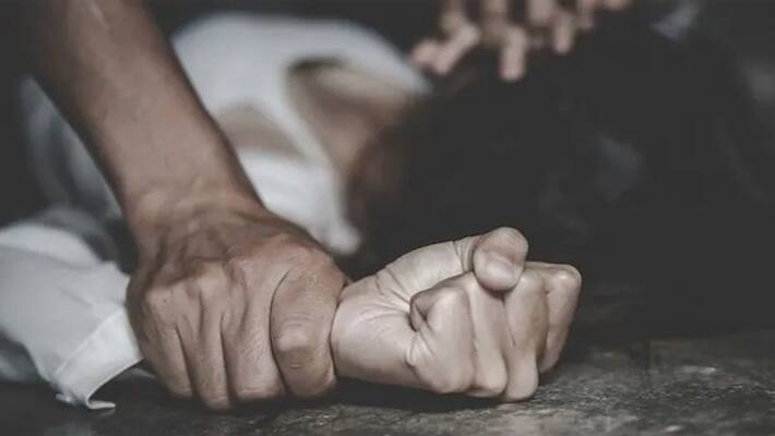 Terrible in UP.. Rape of 25-year-old girl.. Accused arrested.. Terrible in UP.. Rape of 25-year-old girl.. Accused arrested..