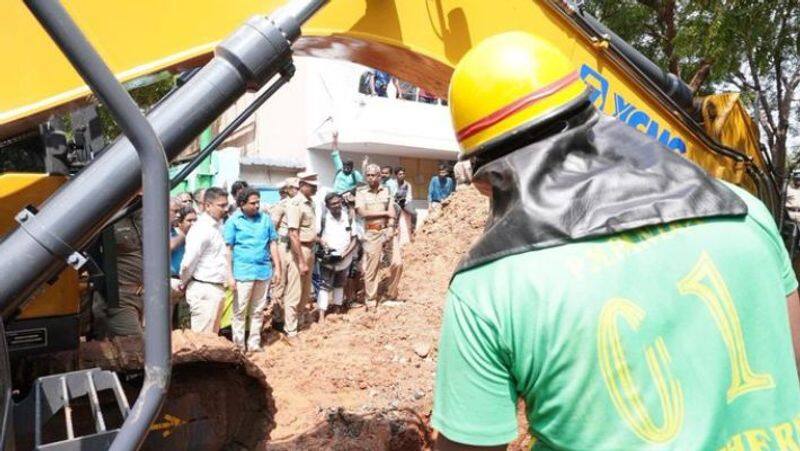 A worker died after tripping while digging an underground sewer at madurai