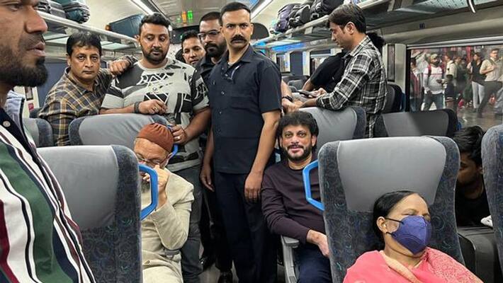 Gujarat Elections 2022 Stone pelting on Vande Bharat train, AIMIM Chief Asaduddin Owaisi was traveling kpa Gujarat Elections 2022 Stone pelting on Vande Bharat train, AIMIM Chief Asaduddin Owaisi was traveling kpa